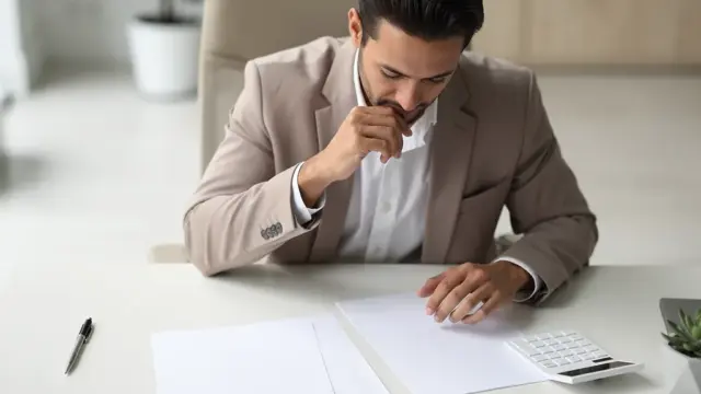 Übersichtliche Darstellung der Abfindung Höhe Berechnung und Einflussfaktoren im Arbeitsrecht