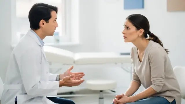 Folgekosten bei Brustimplantat Behandlungsfehlern und Kostentragung durch Arzt oder Klinik