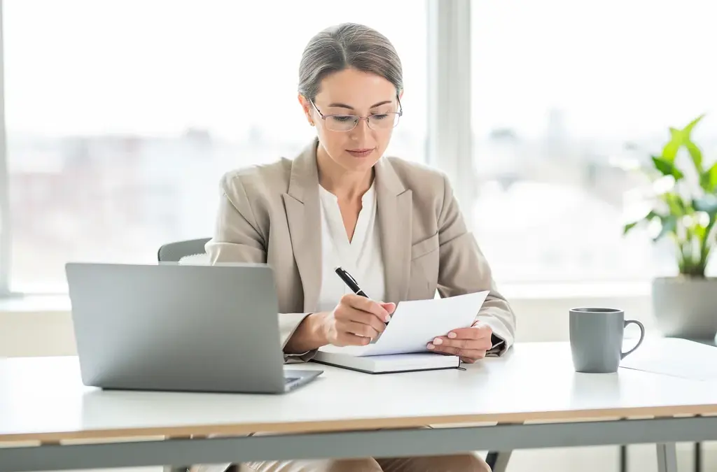 Dispositive Arbeit im Management steuert Planung, Organisation und Unternehmensprozesse effizient