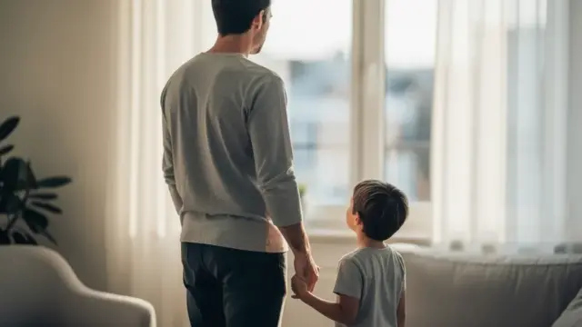 Elterngespräch mit Anwalt zu internationalem Sorgerecht für Auslandskinder im Familienrecht